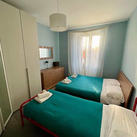 Privatehouseinrome Lägenhet Exteriör bild