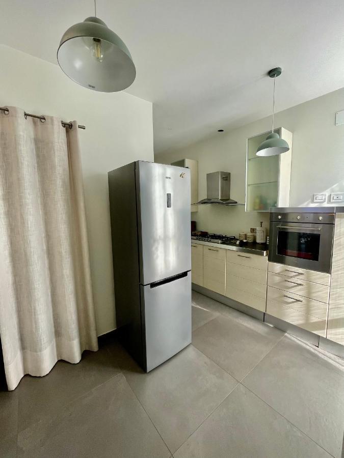 Privatehouseinrome Lägenhet Exteriör bild