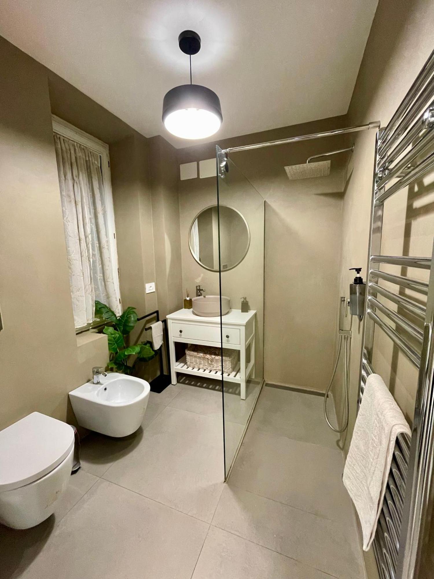 Privatehouseinrome Lägenhet Exteriör bild