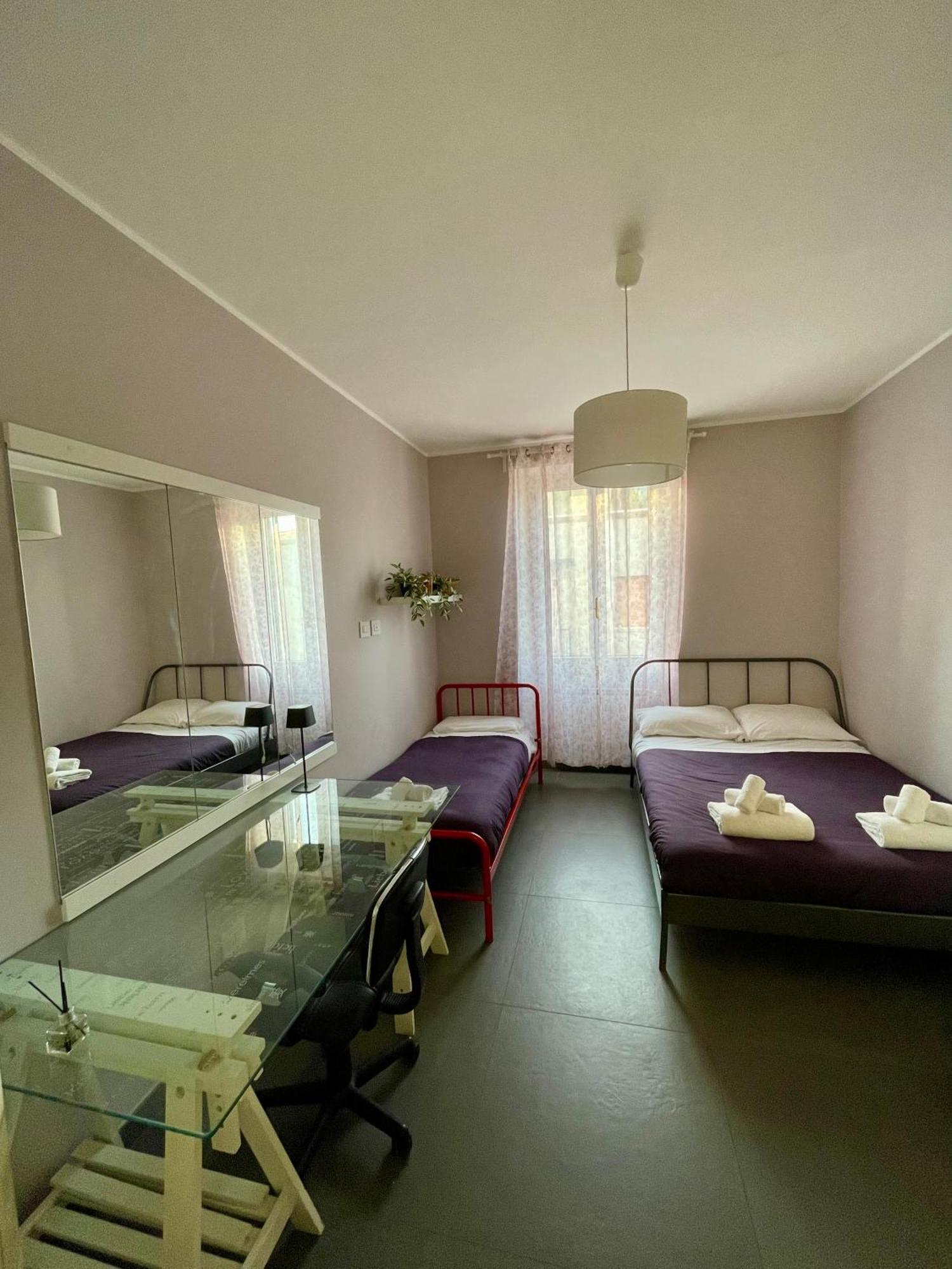 Privatehouseinrome Lägenhet Exteriör bild